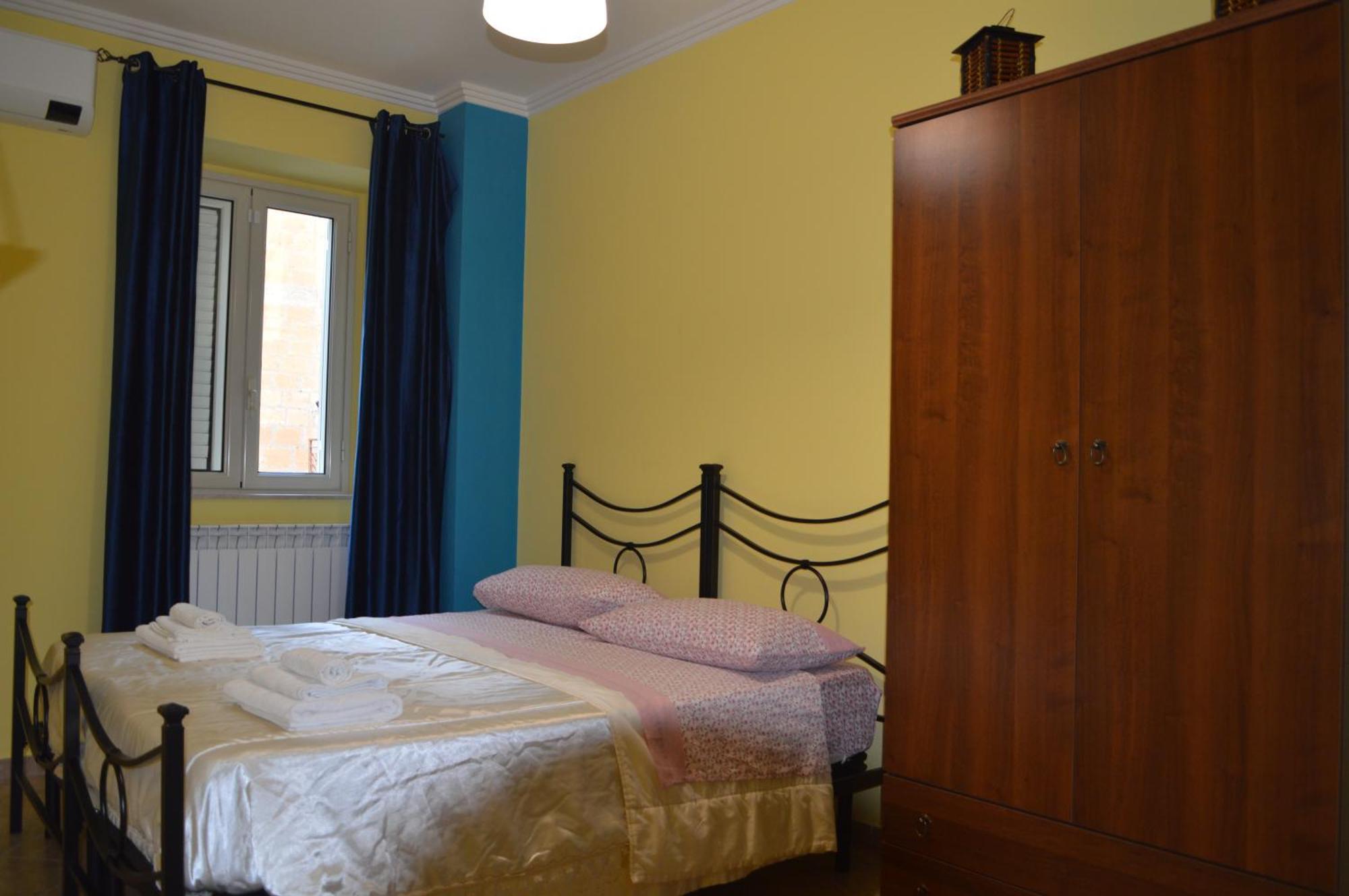 Al Cortile Del Pozzo Apartment Delia Exterior photo